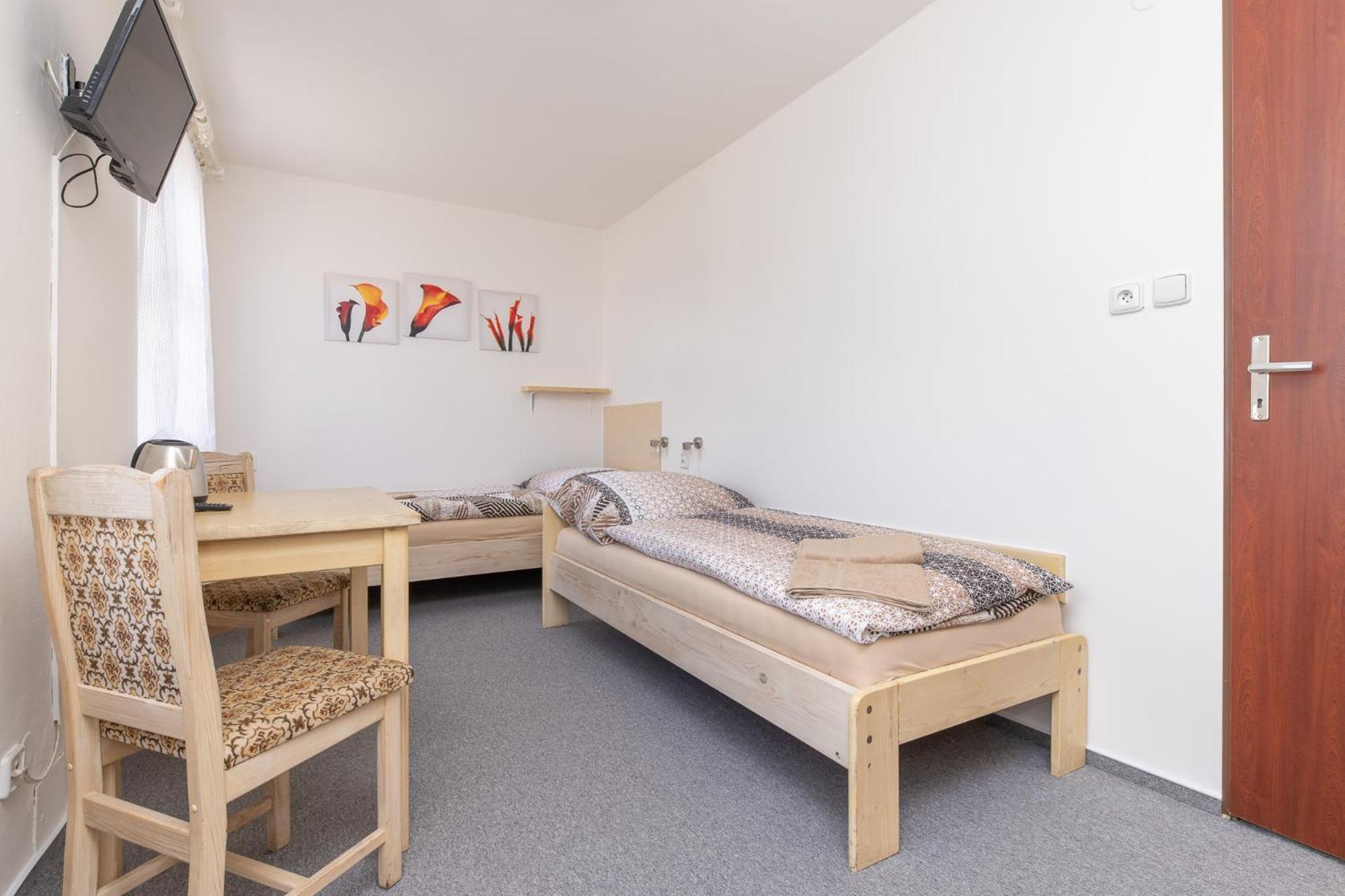 Hotel Pivovar Polička Buitenkant foto