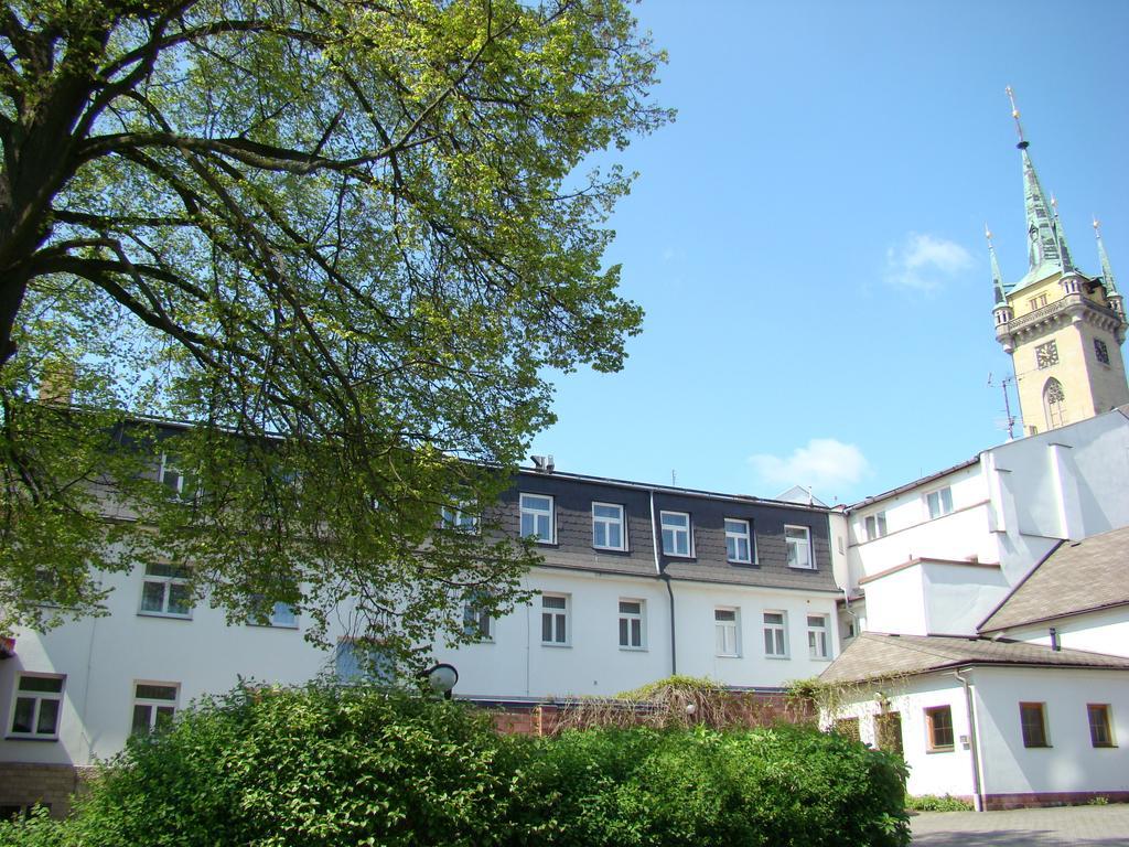 Hotel Pivovar Polička Buitenkant foto
